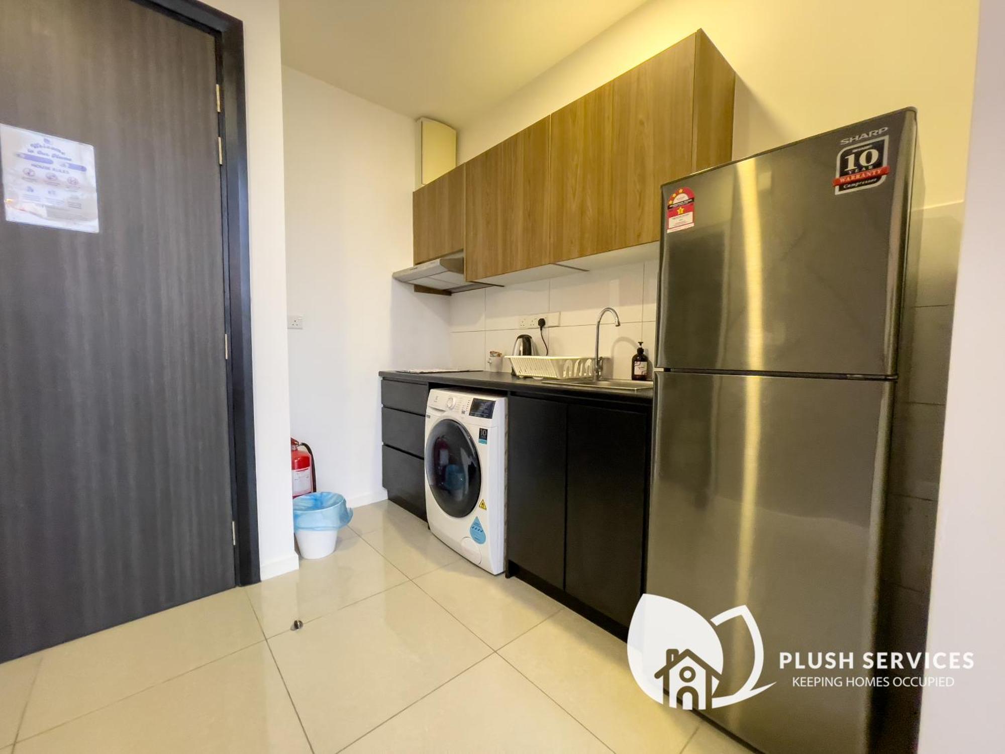 Highpark Suites In Petaling Jaya, Kelana Jaya By Plush Kampong Baharu Sungai Way Exterior photo